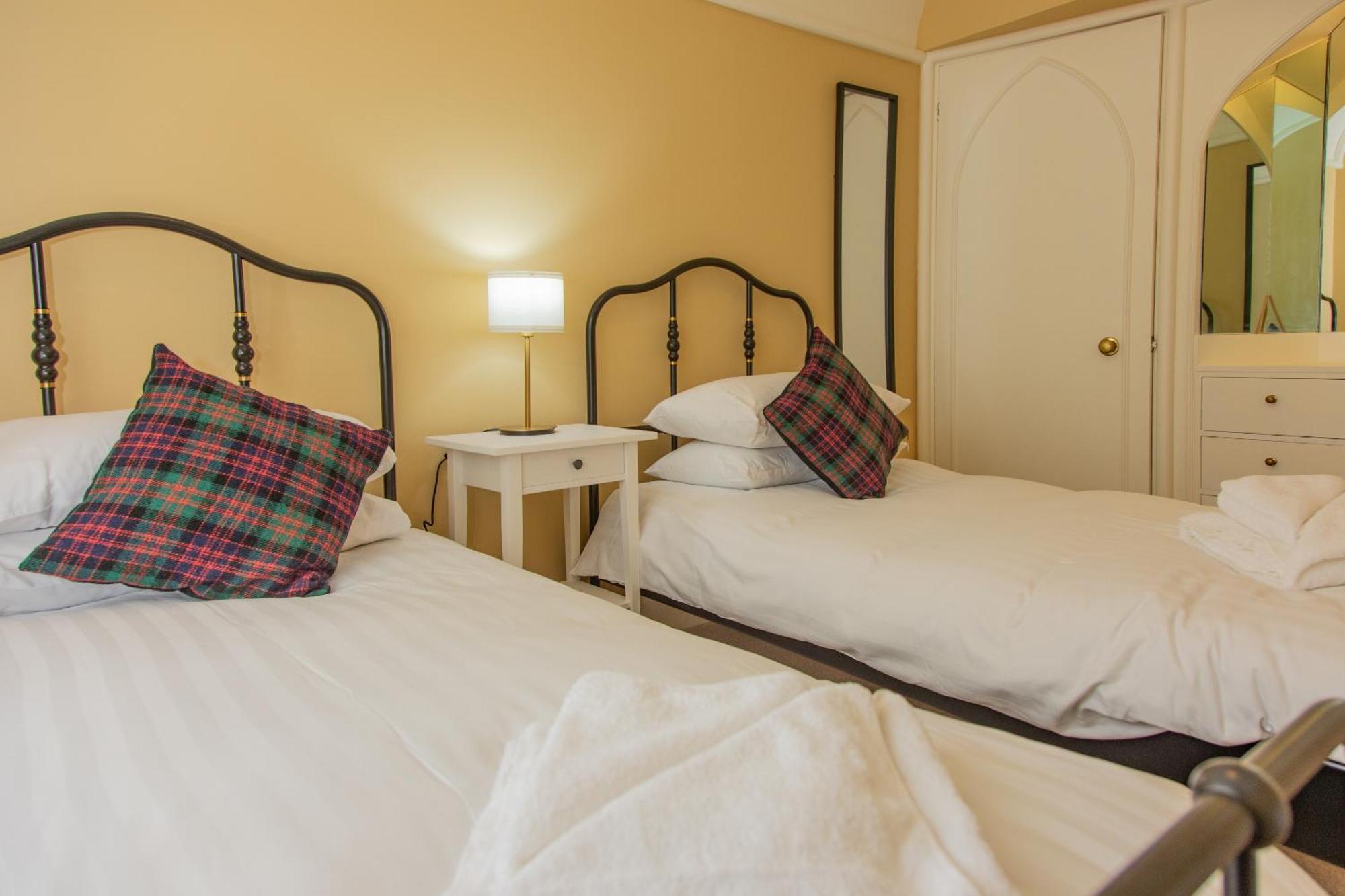 Armadale Castle Cabins Ardvasar  Bilik gambar